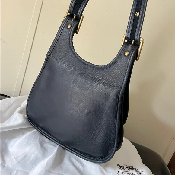 PRICE FIRM! RARE NAVY Vintage COACH Leather Crescent Saddle Bag (pre-serial no.) - Picture 6 of 16